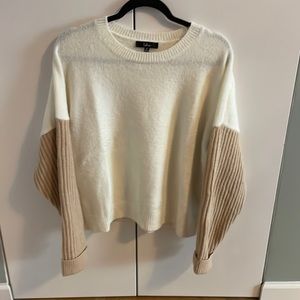 Lulu’s (M) Sweater